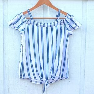 Abercrombie cold shoulder shirt